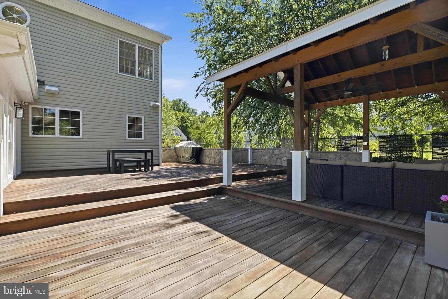 9800 John Robert Way photo 80