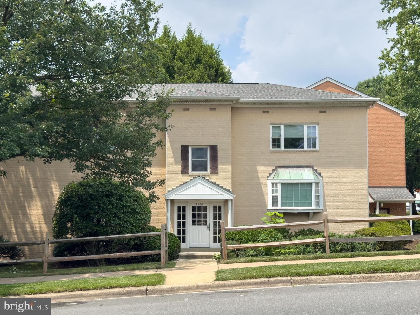 2900 Peyton Randolph Drive #201, Falls Church