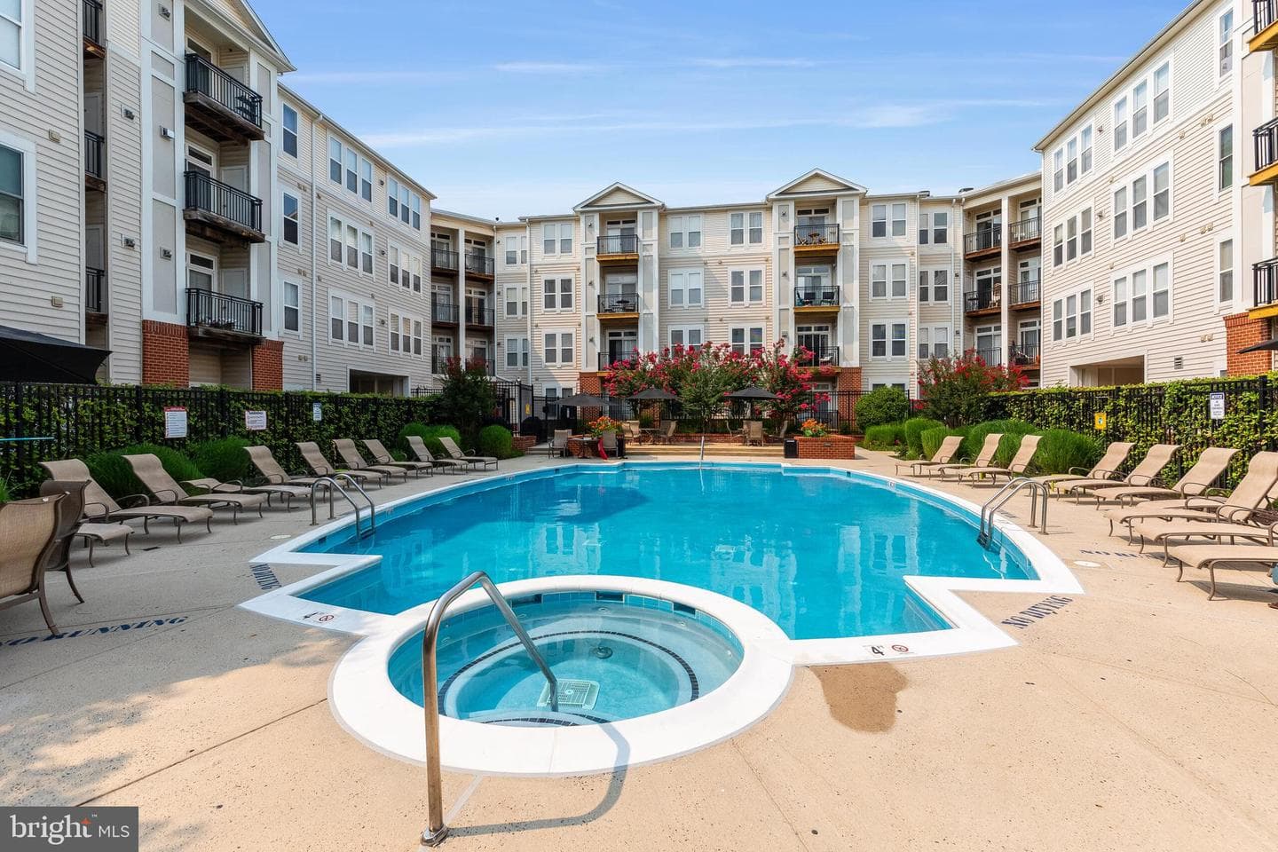 2665 Prosperity Avenue #437 photo 34