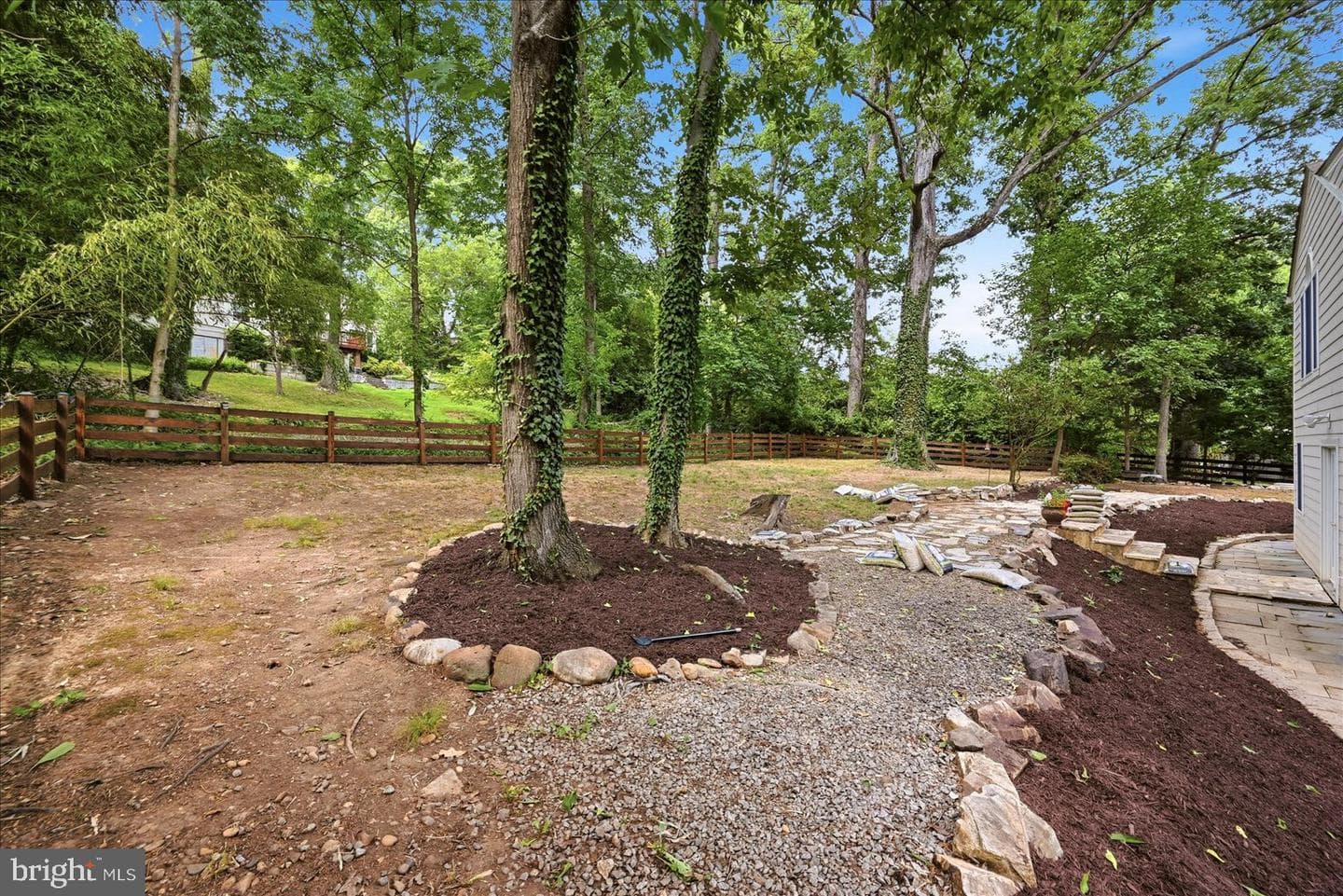 6004 Telegraph Road photo 27