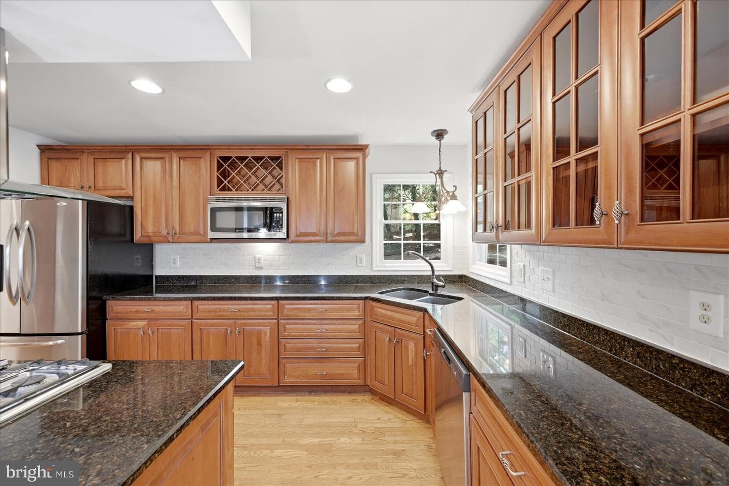 6004 Telegraph Road photo 4