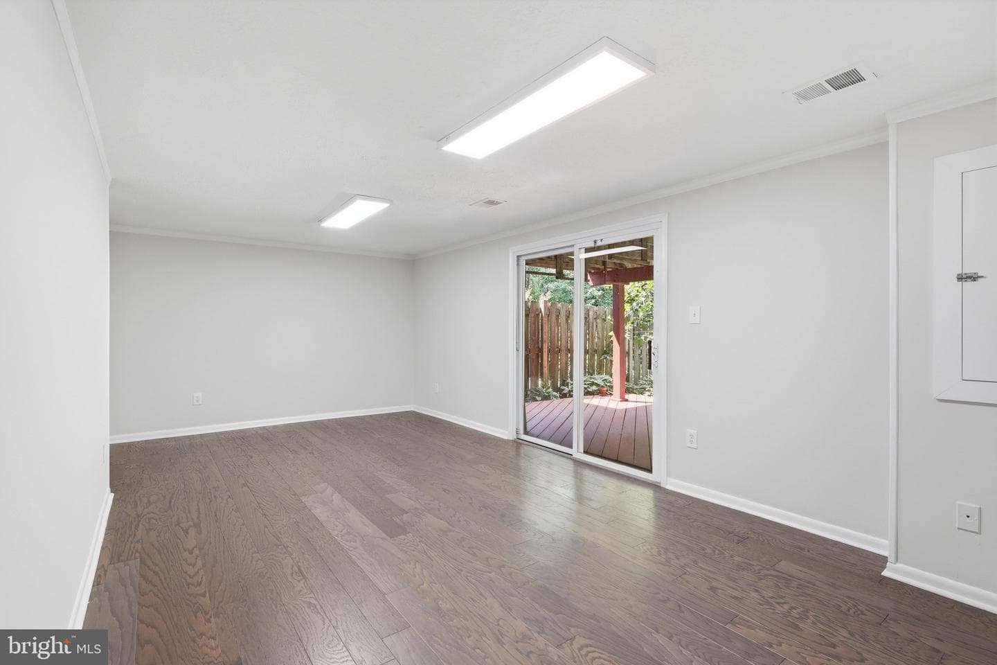 8398 Uxbridge Court photo 24