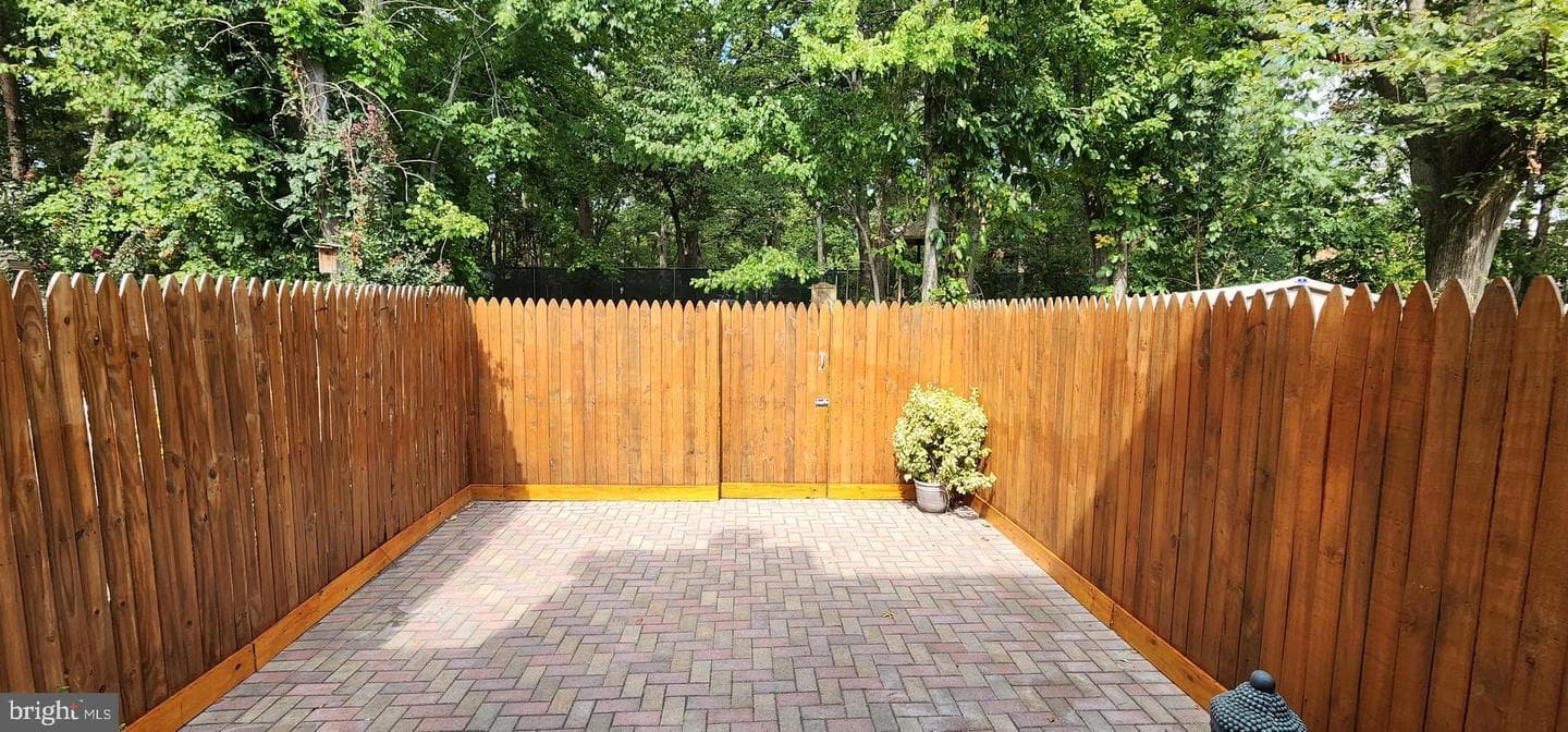 2815 Lee Landing Court photo 13