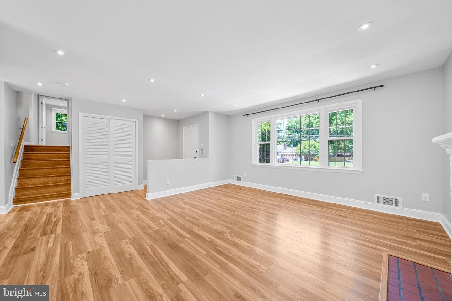 14711 Carlbern Drive photo 12