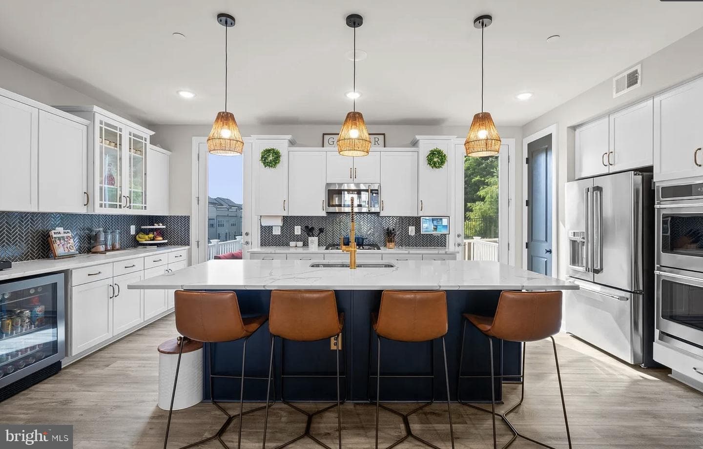 7202 Mountaineer Drive, Alexandria
