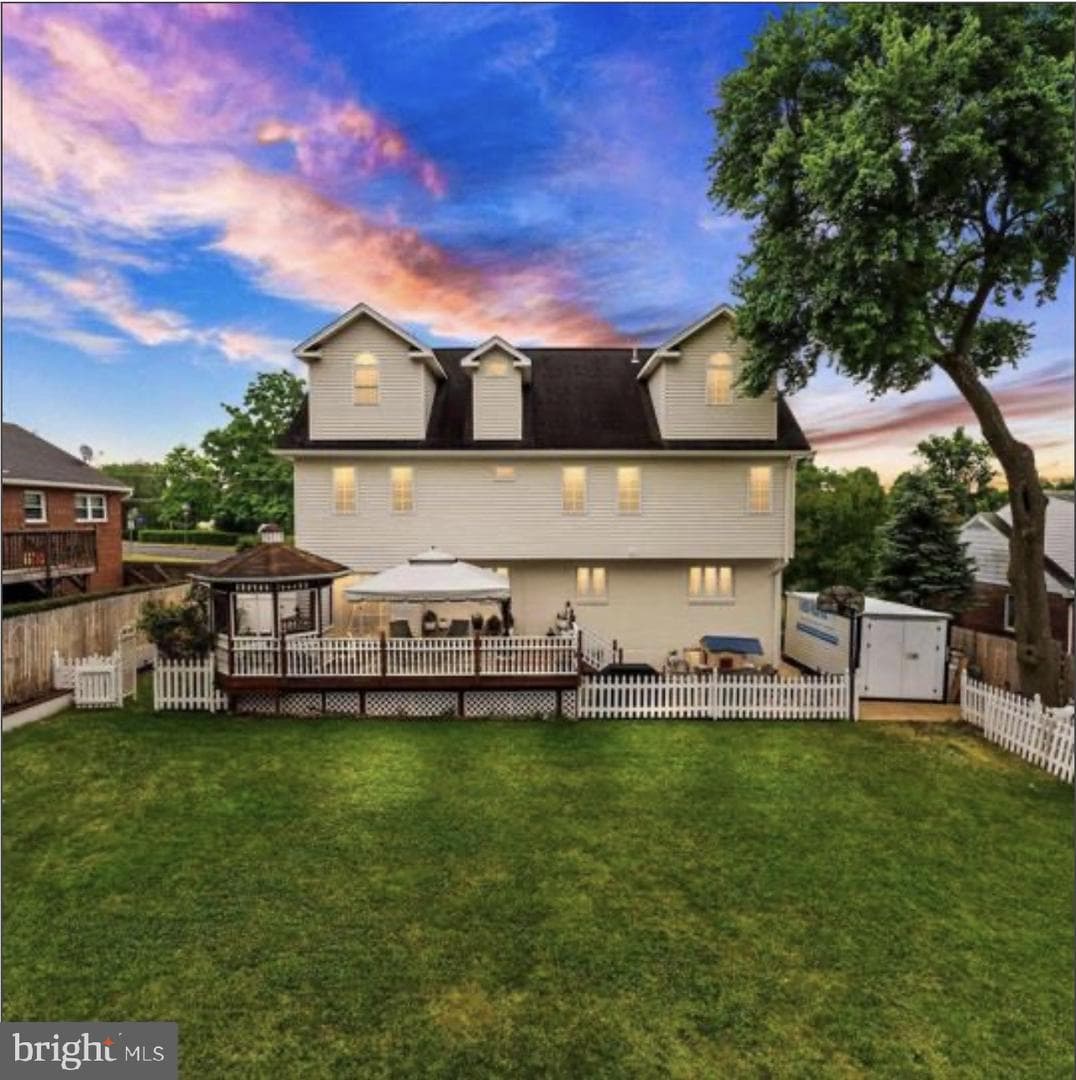 3332 Freedom Place photo 5