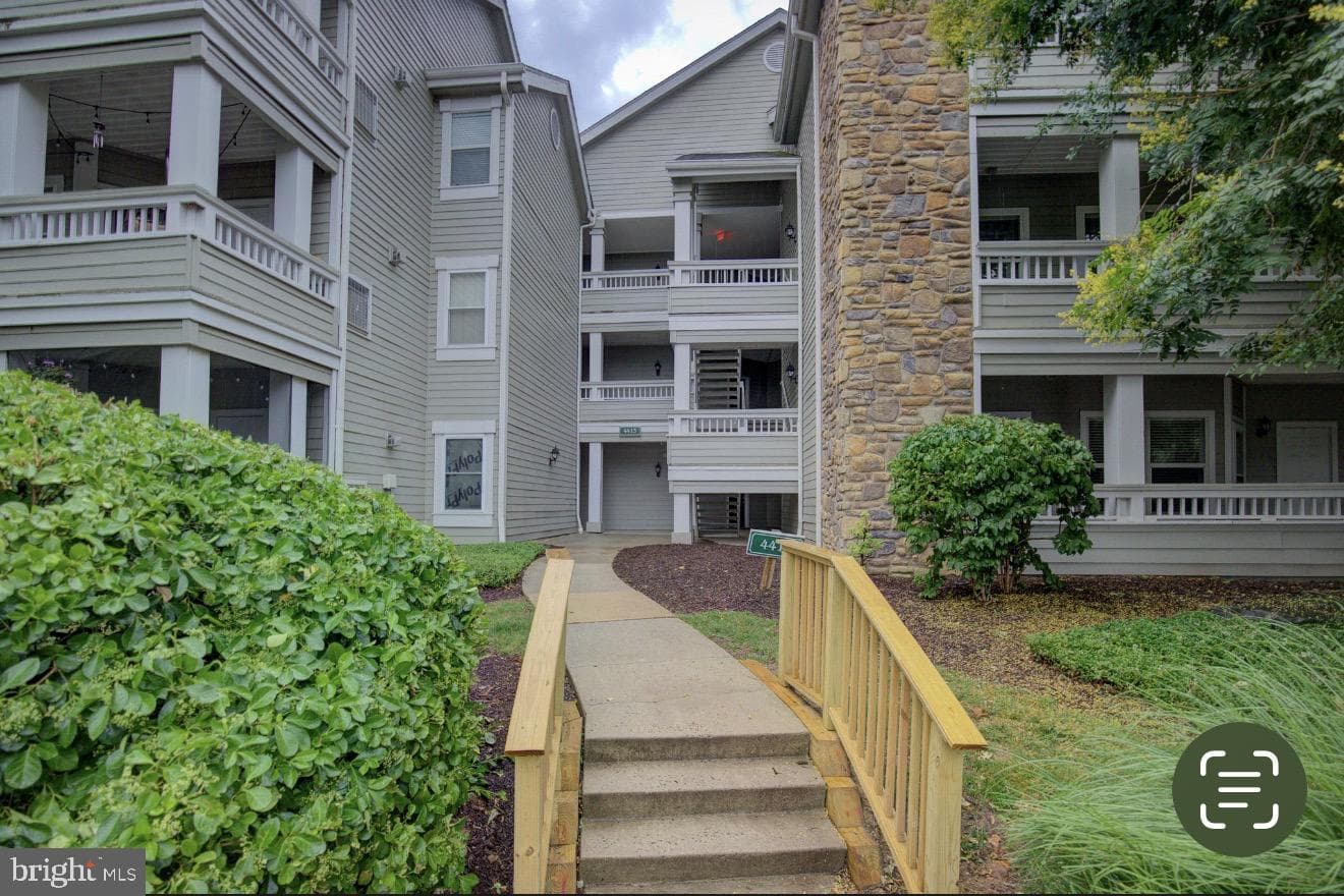 4413 Fair Stone Drive #202, Fairfax
