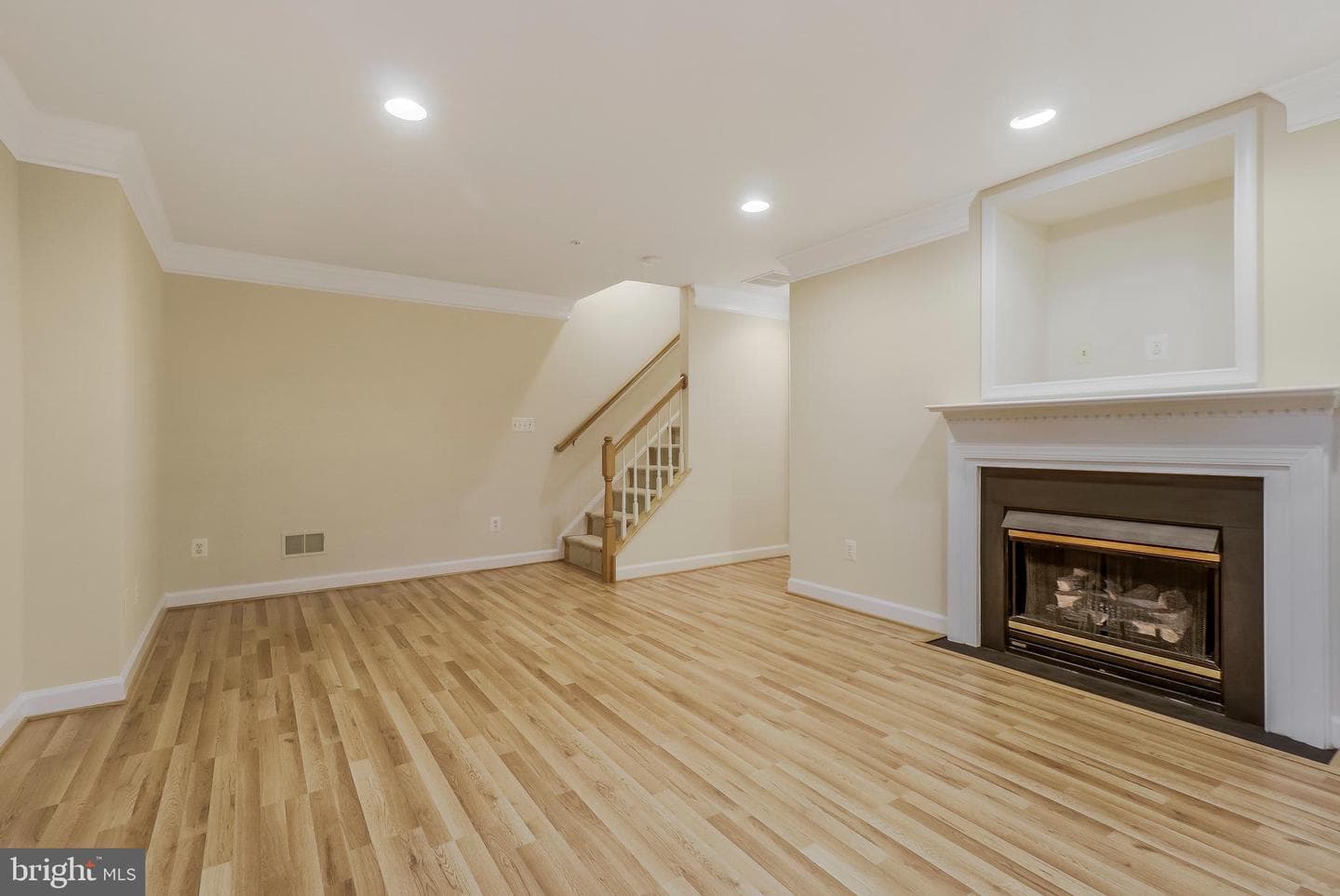 8847 Ashgrove House Lane photo 39