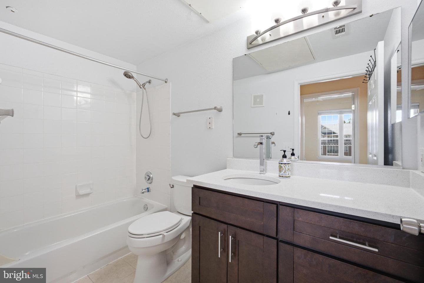 1580 Spring Gate Dr # 4415 photo 10