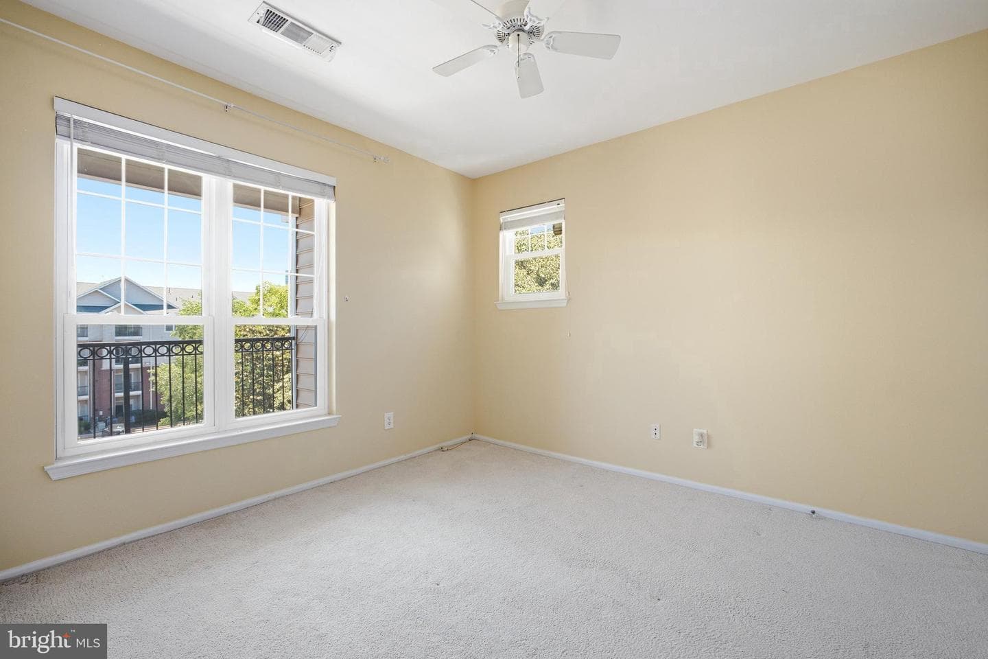 1580 Spring Gate Dr # 4415 photo 9