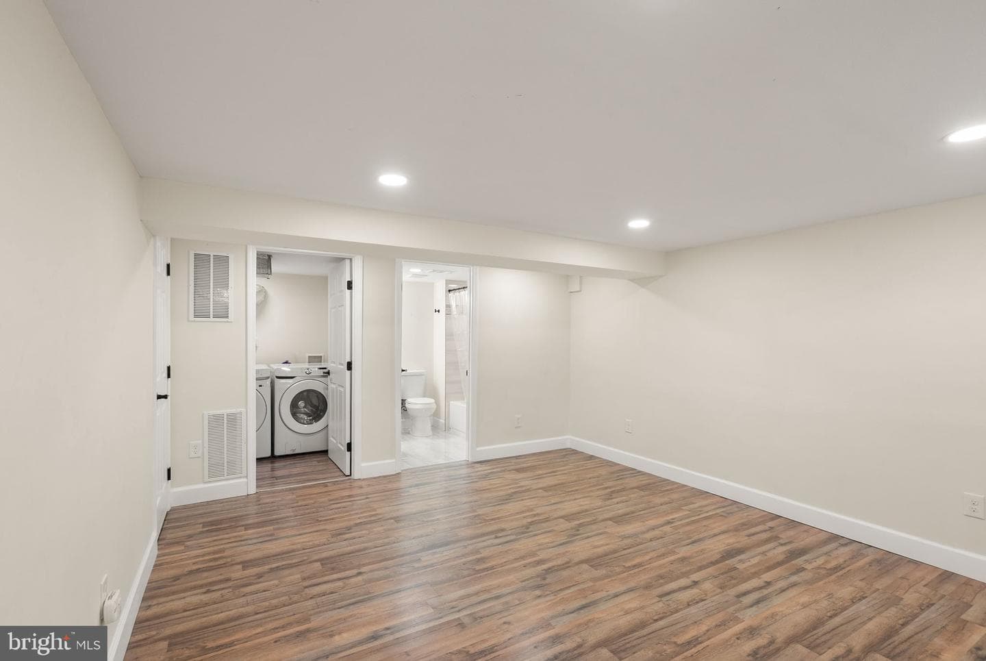 5940 Edgehill Drive photo 21