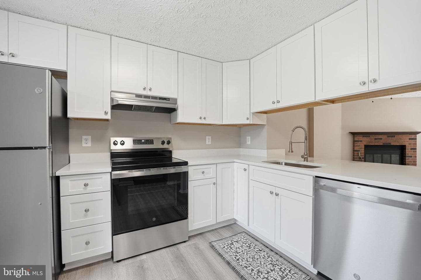 8759 Kanawha Court photo 7