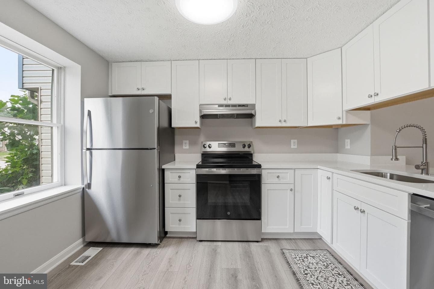 8759 Kanawha Court photo 8