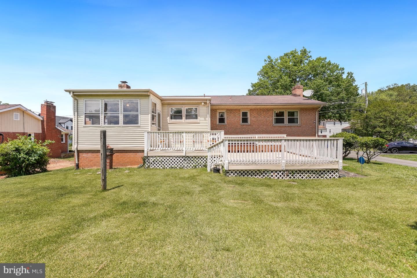 6629 Harriett Street photo 28