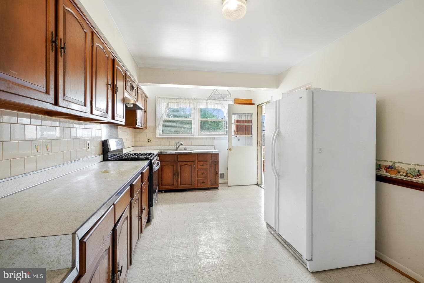 6629 Harriett Street photo 8