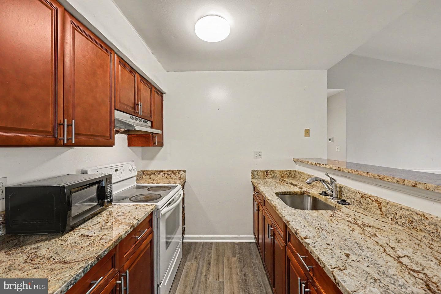 8619 Beekman Place #19d photo 10
