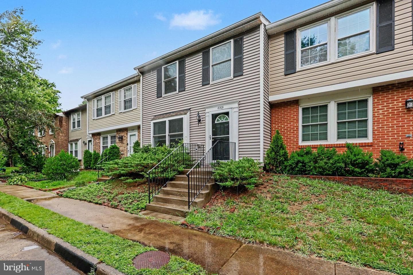 8309 Pondside Terrace photo 4