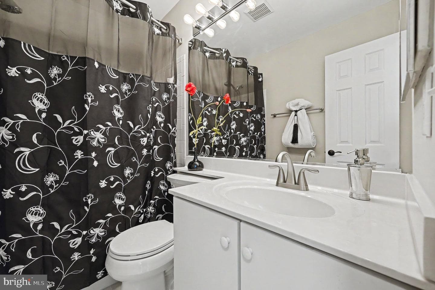 14651 Seasons Drive photo 20