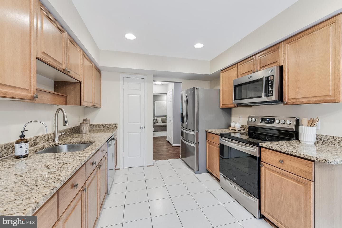 6125 Wellington Commons Drive photo 16