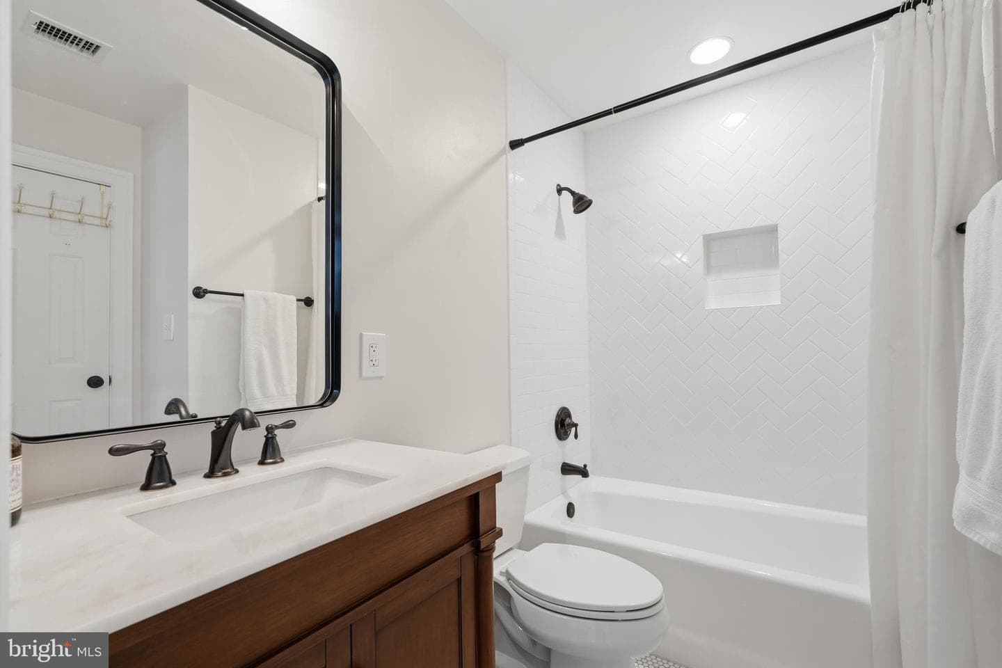 9505 Lynnhall Place photo 48