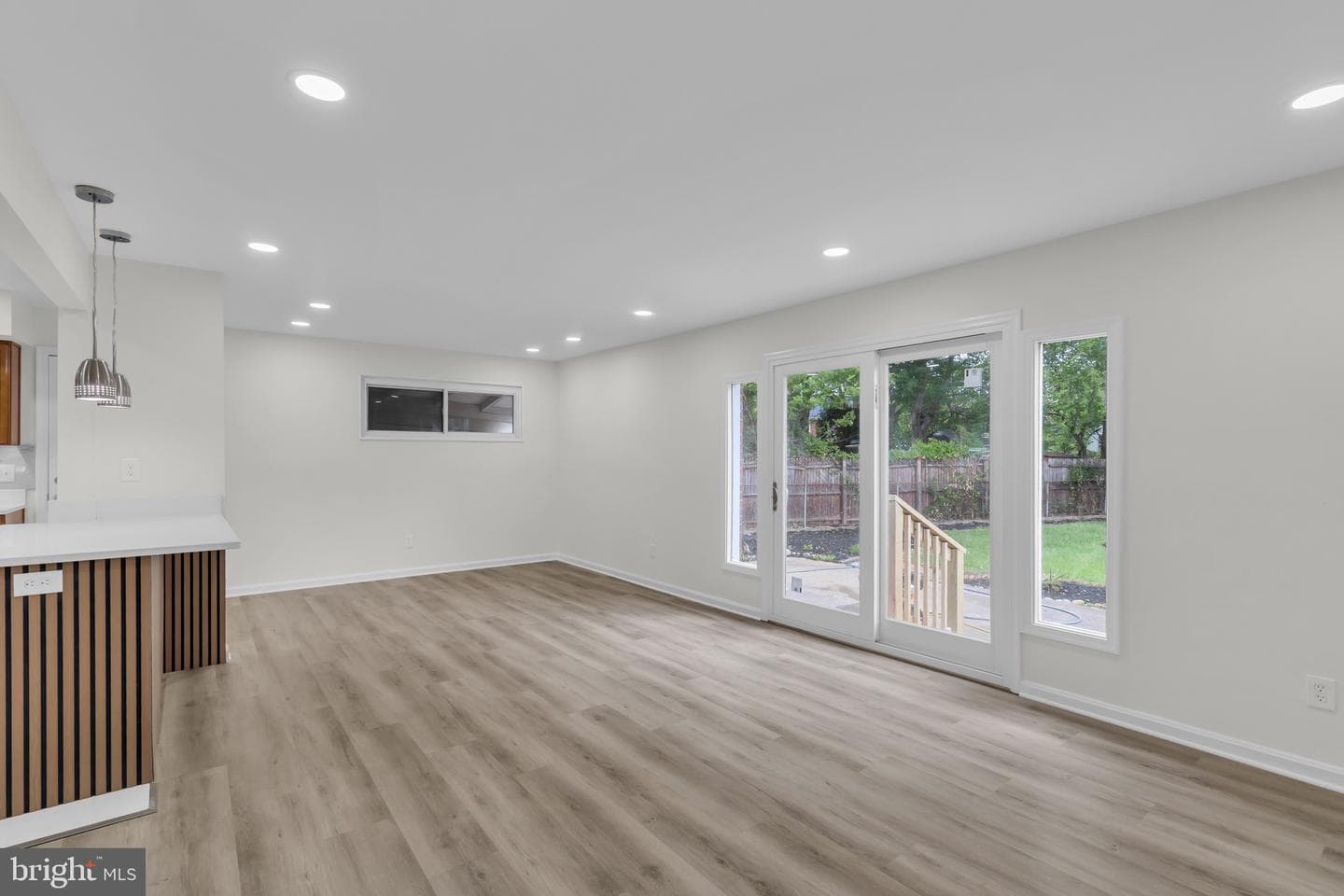 5907 Camberly Avenue photo 13