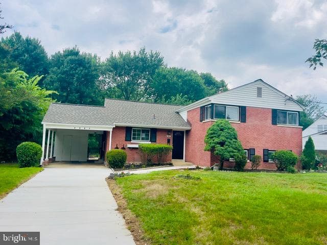 5907 Camberly Avenue photo 3
