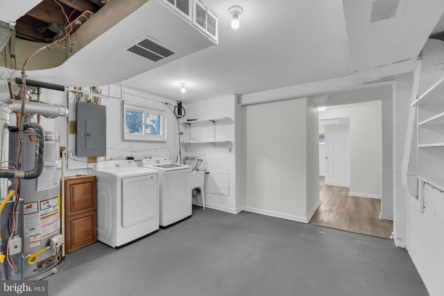 5907 Camberly Avenue photo 32