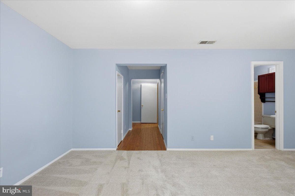 7674 Tiverton Drive photo 10