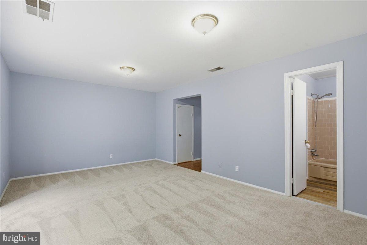 7674 Tiverton Drive photo 22