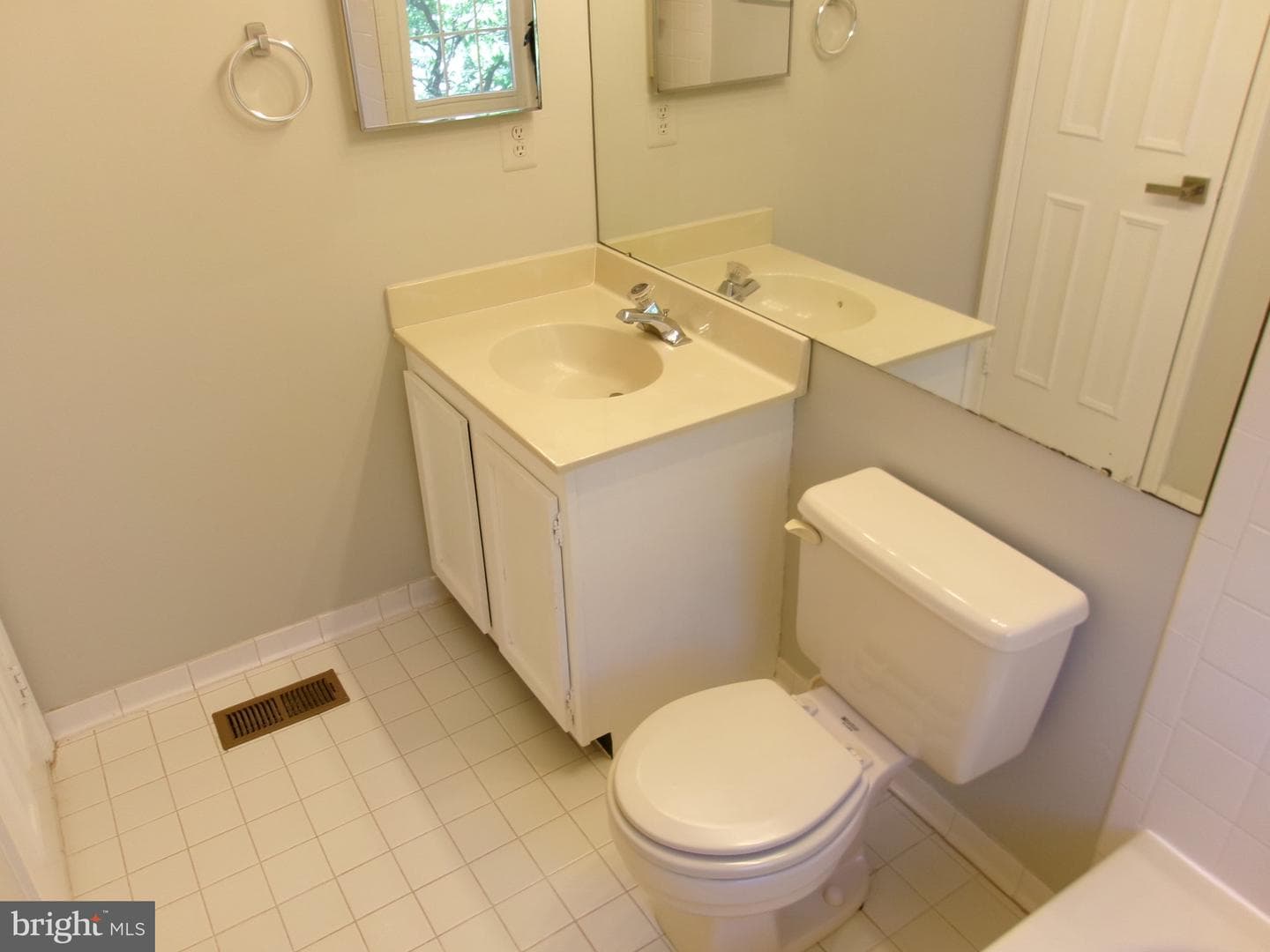 3869 Waythorn Place photo 37