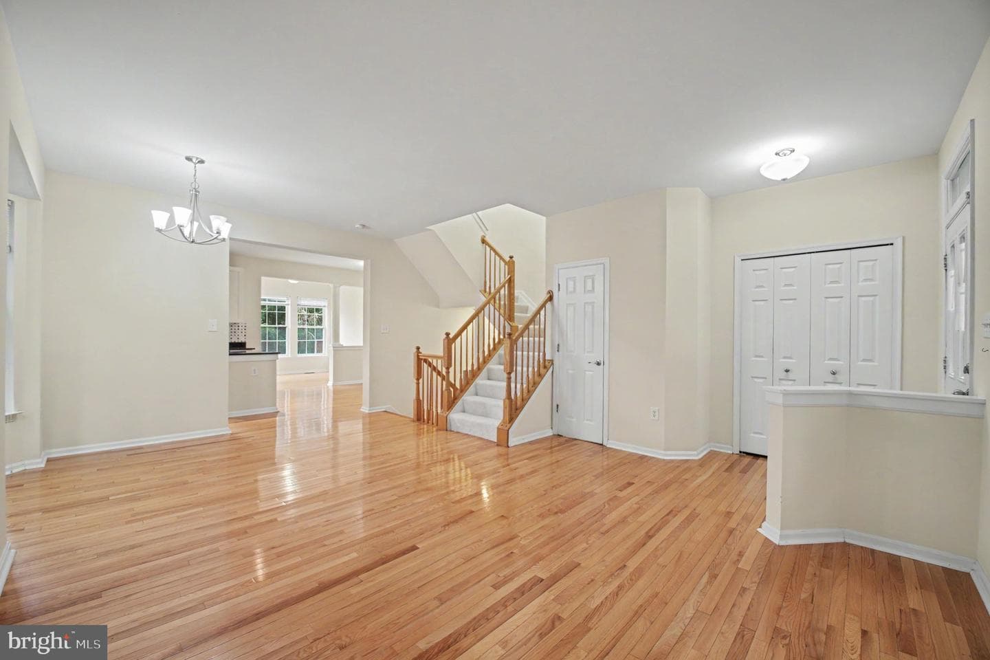 4624 Deerwatch Drive photo 4