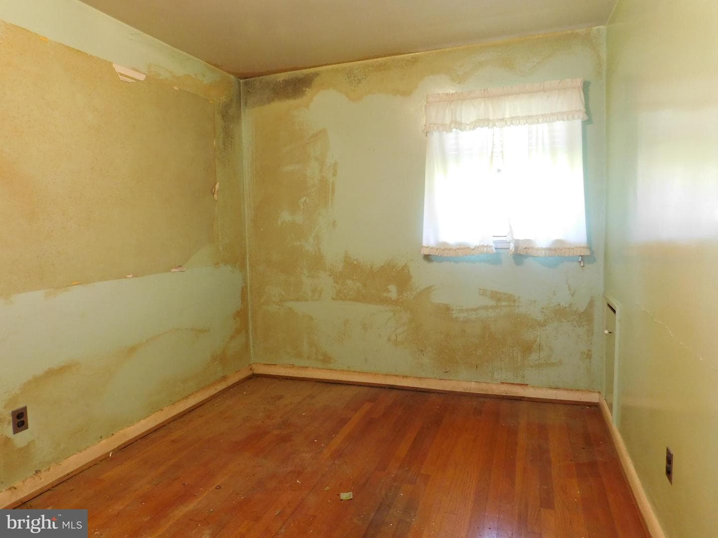 3338 Slade Court photo 12