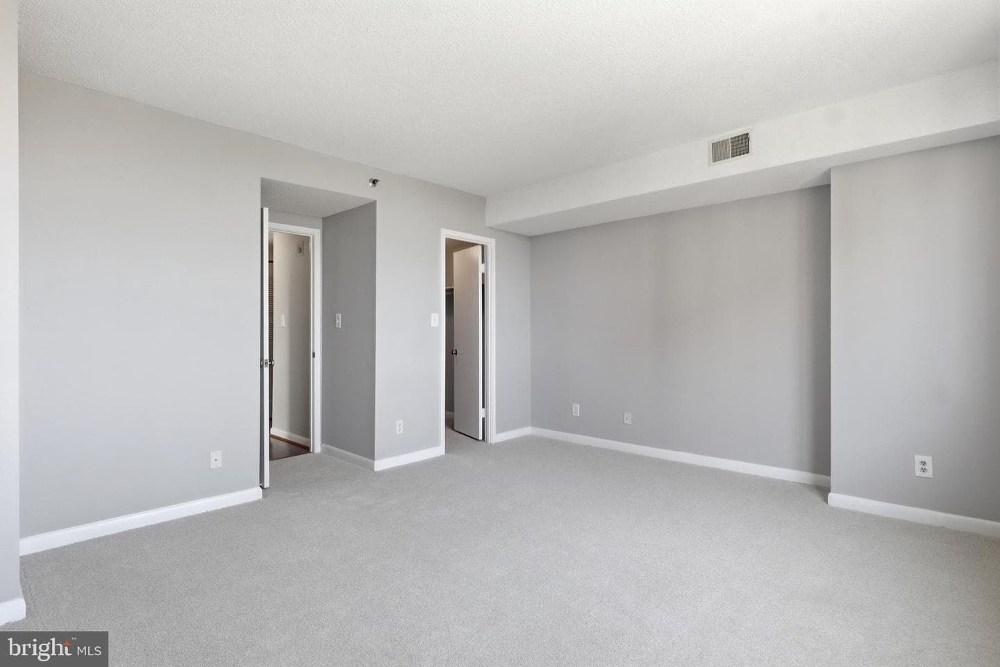 3709 S George Mason Drive #1305 E photo 25