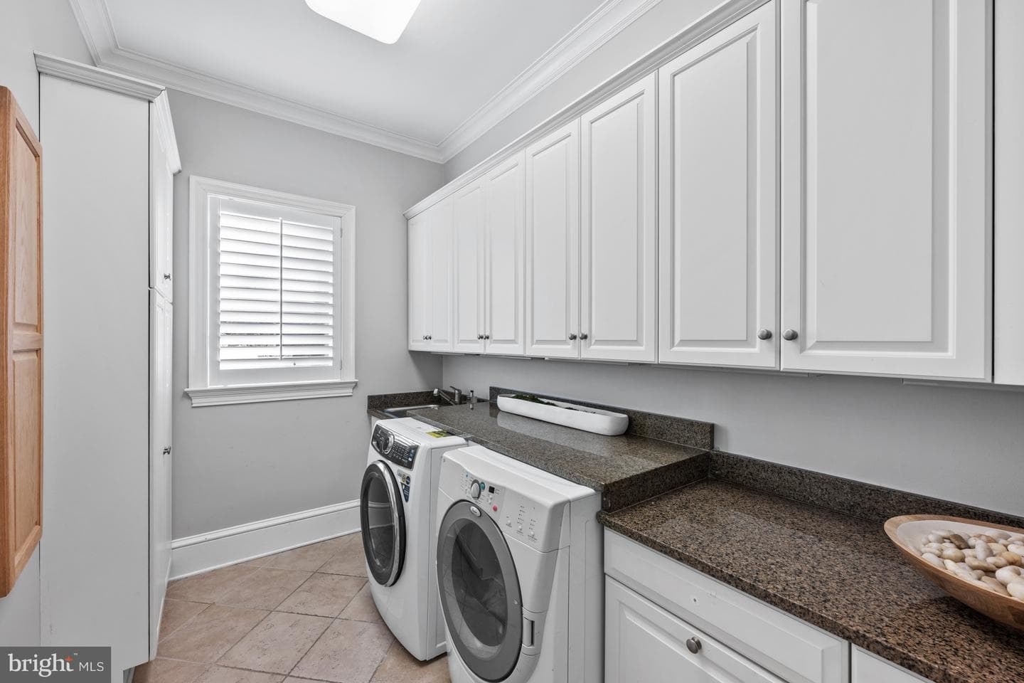 8305 Fox Haven Drive photo 32