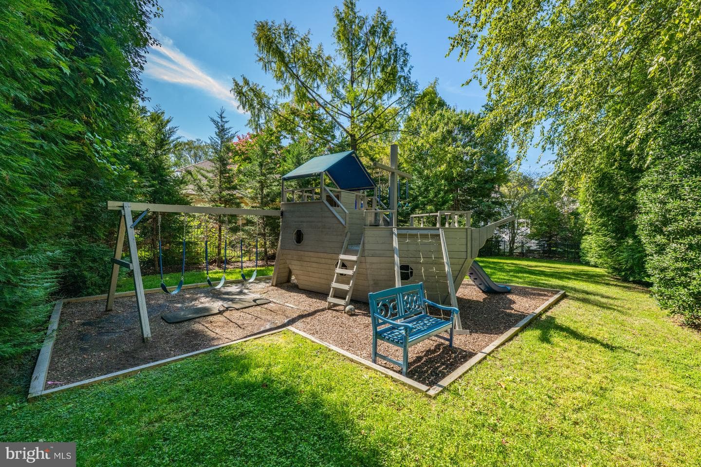 8305 Fox Haven Drive photo 9