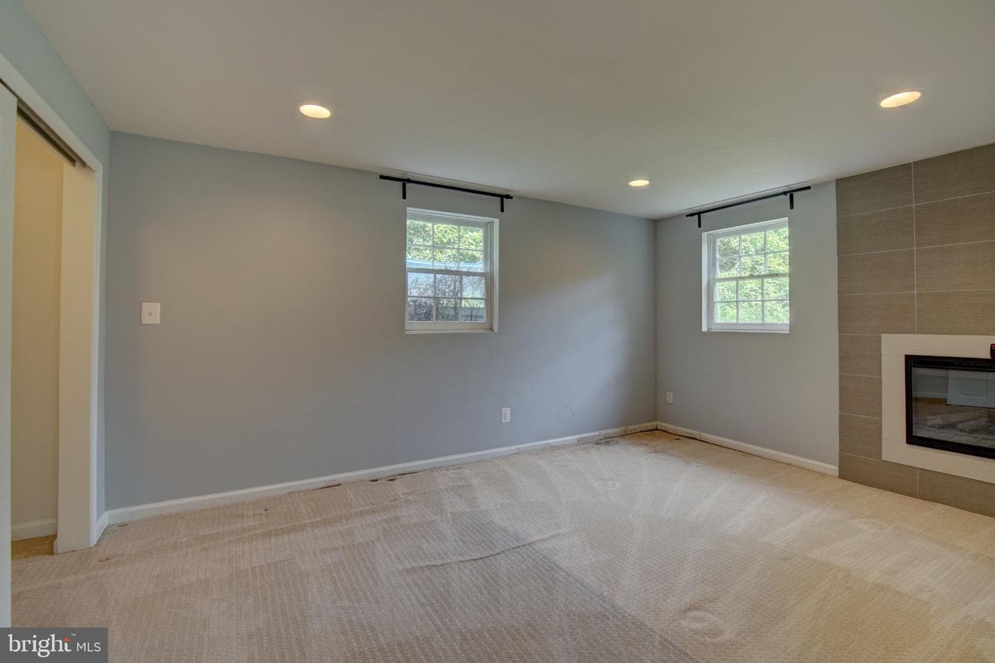 900 Walker Road photo 32
