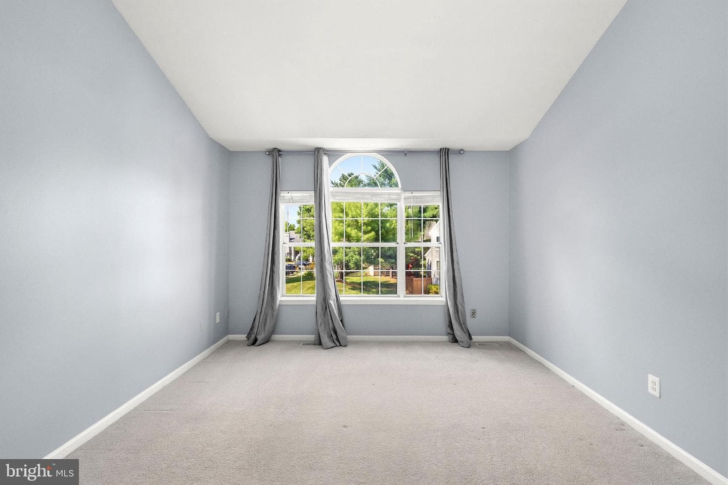 6104 Stonepath Circle photo 17
