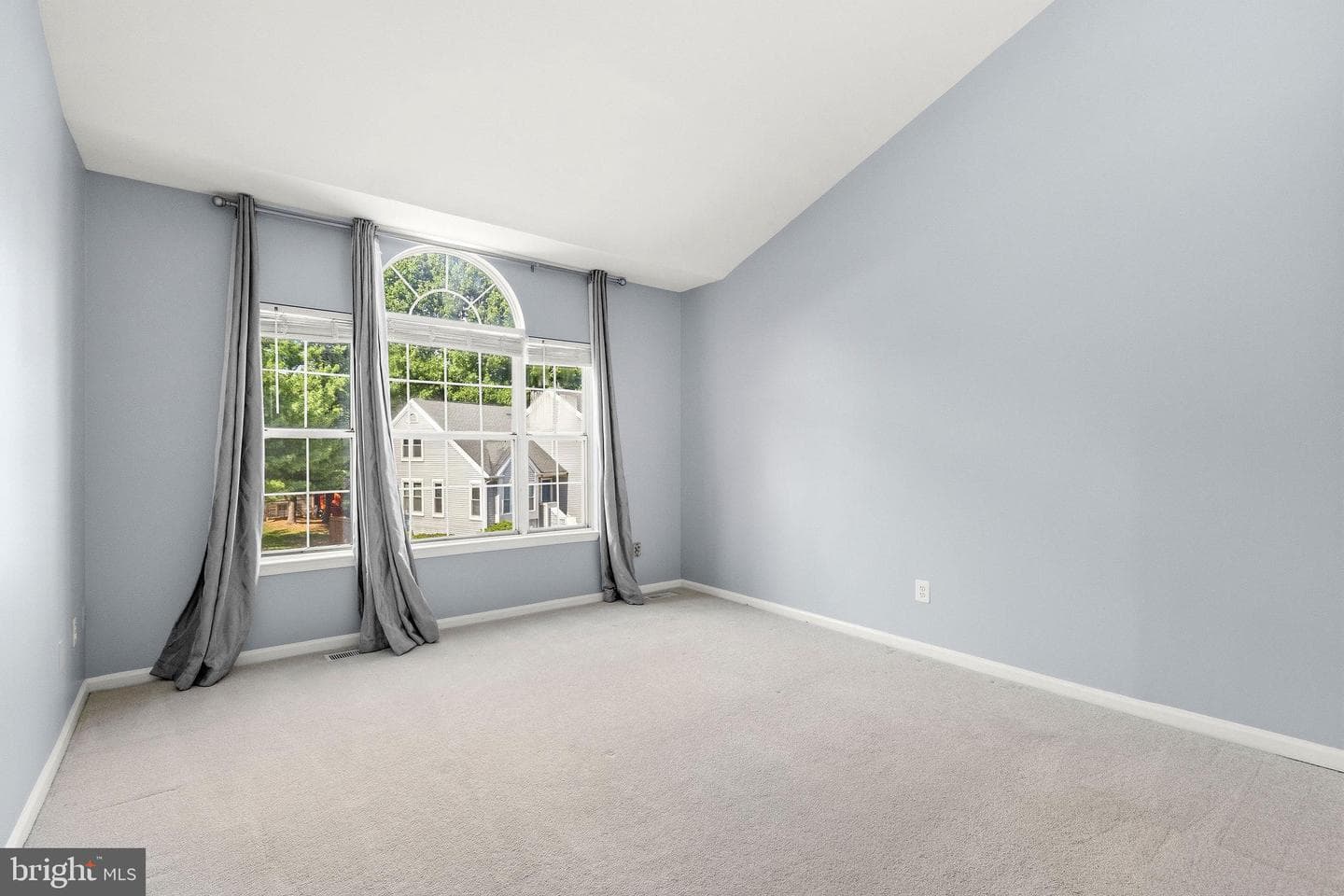 6104 Stonepath Circle photo 25