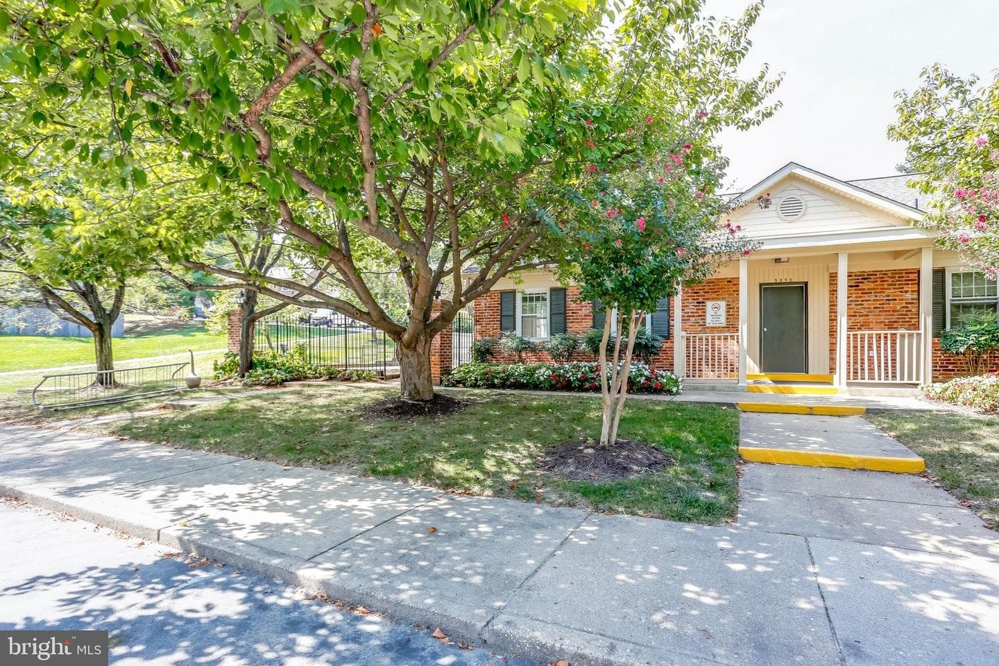 5913 Prince James Drive #i ("eye") photo 40