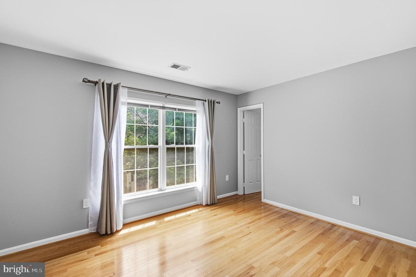 6372 Alderman Drive photo 35