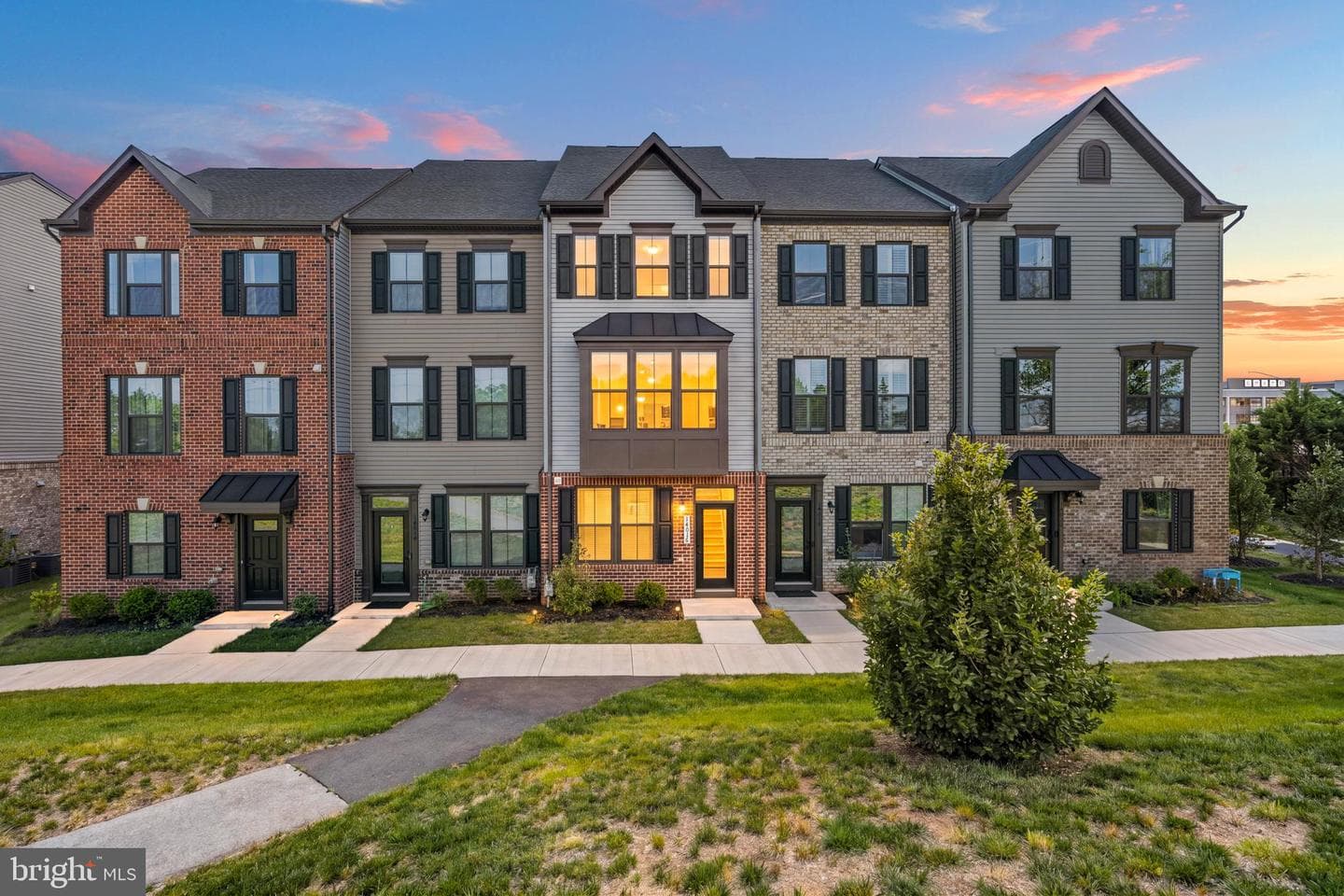 14016 Airfoil Road, Herndon