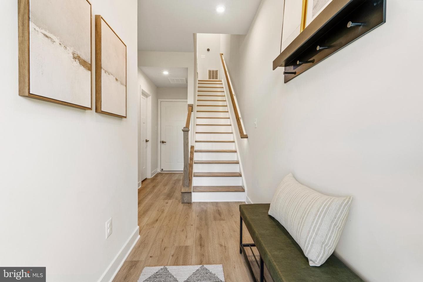14016 Airfoil Road photo 4