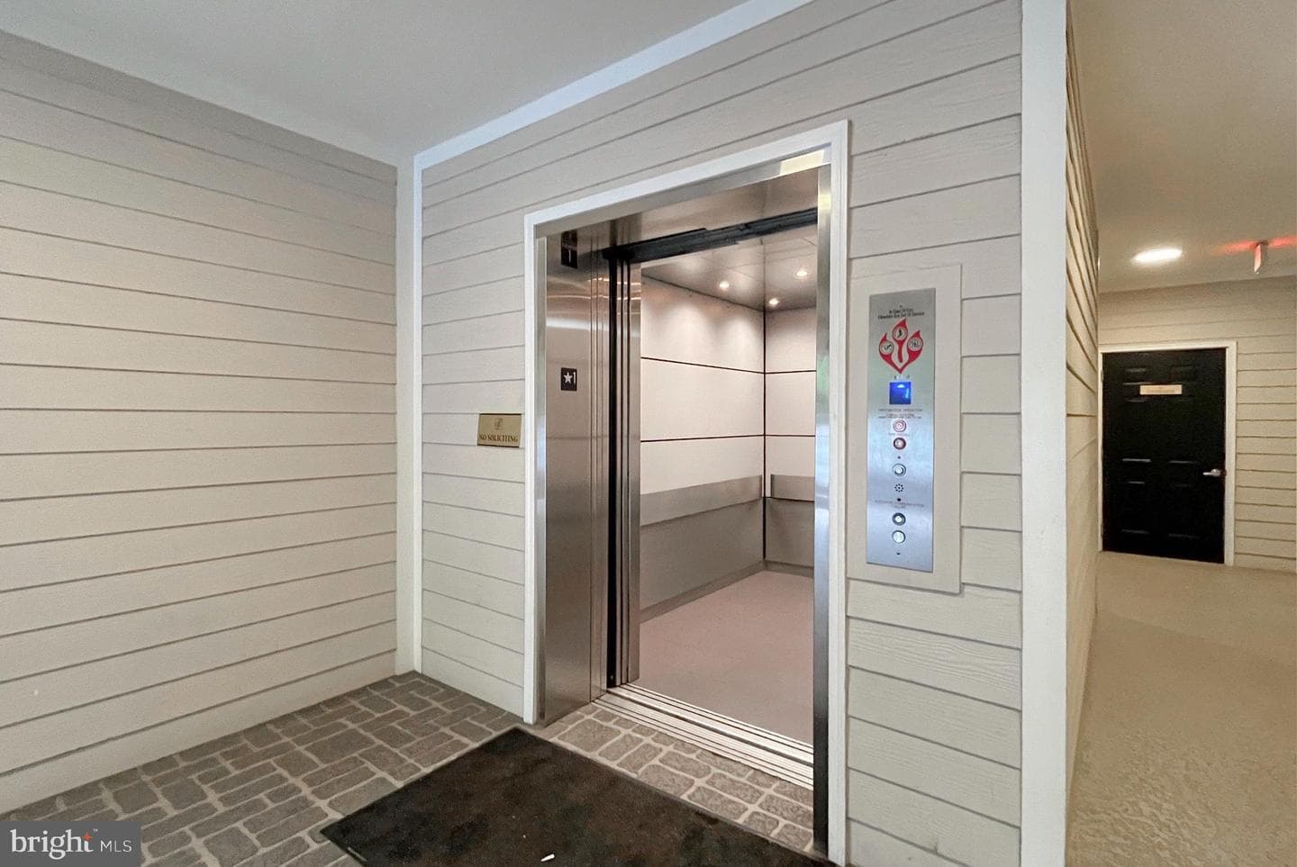 1530 Spring Gate Drive #9208, Mclean