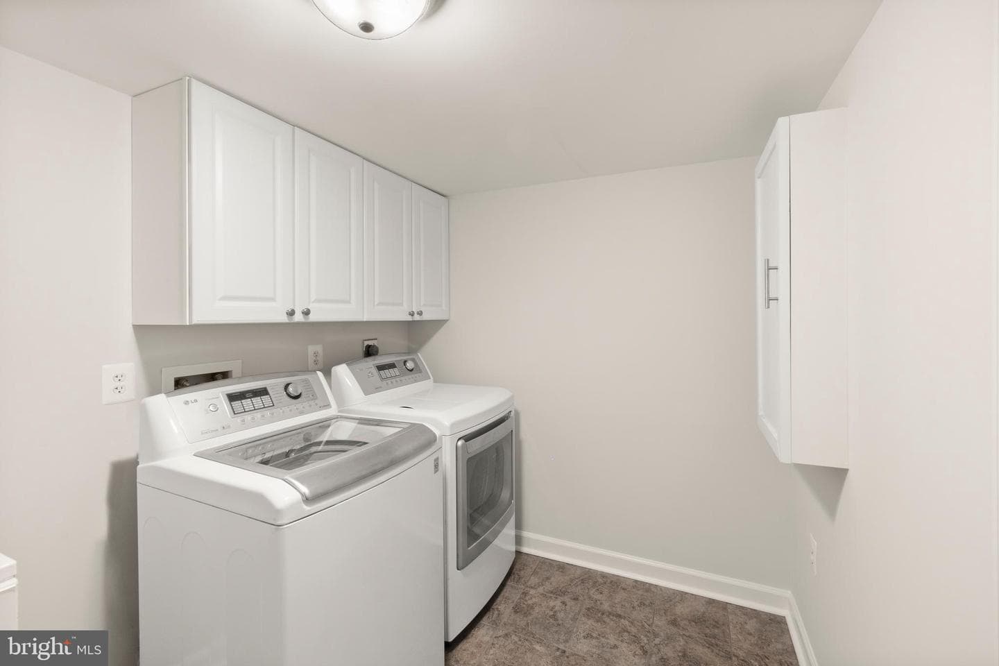 6312 Chaucer View Circle photo 41
