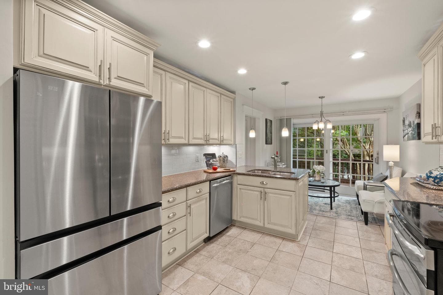 6312 Chaucer View Circle photo 7