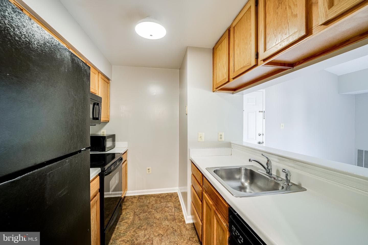 5703 Shadwell Court #23 photo 9
