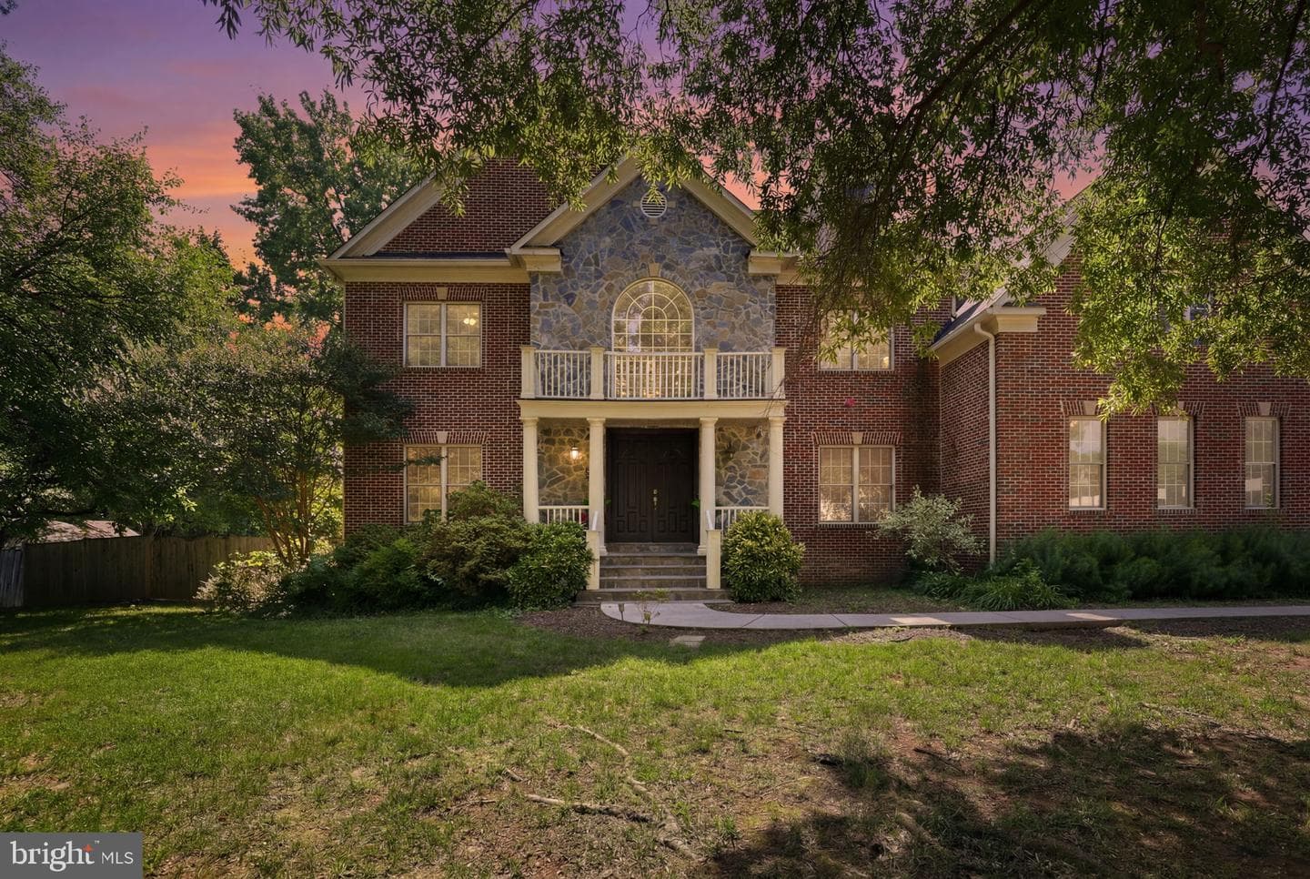 8813 Oak Leaf Drive, Alexandria