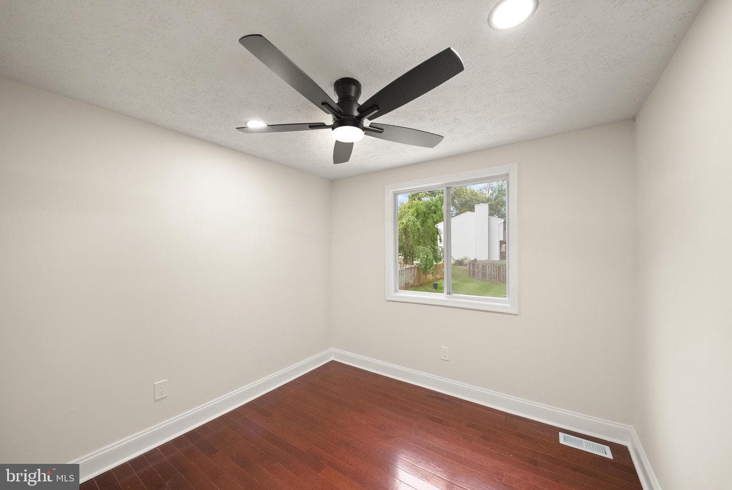 8071 Steeple Chase Court photo 20