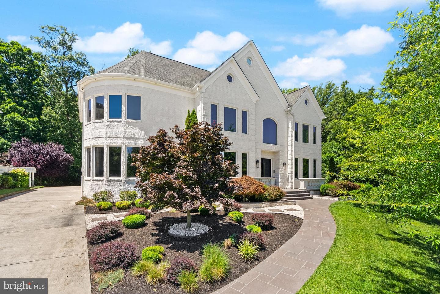 6600 Reserves Hill Court, Annandale