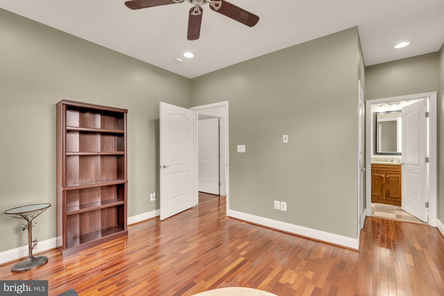 8604 Woodlawn Court photo 29